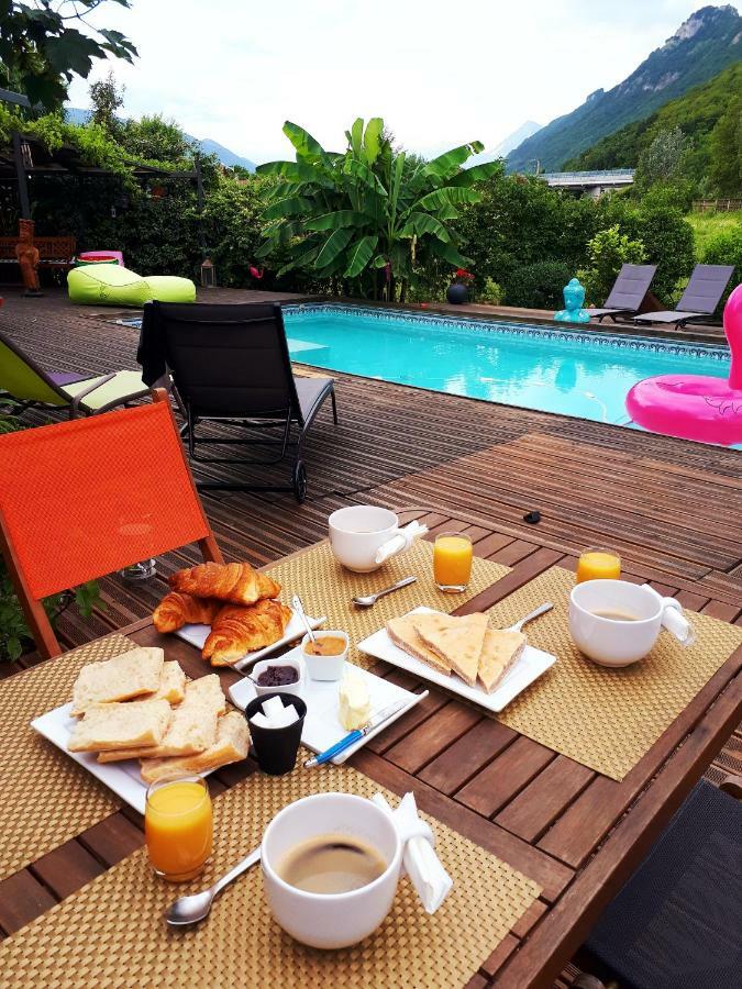 Gite L'O Bleue (Adults Only) Varces-Allieres-et-Risset Exterior photo